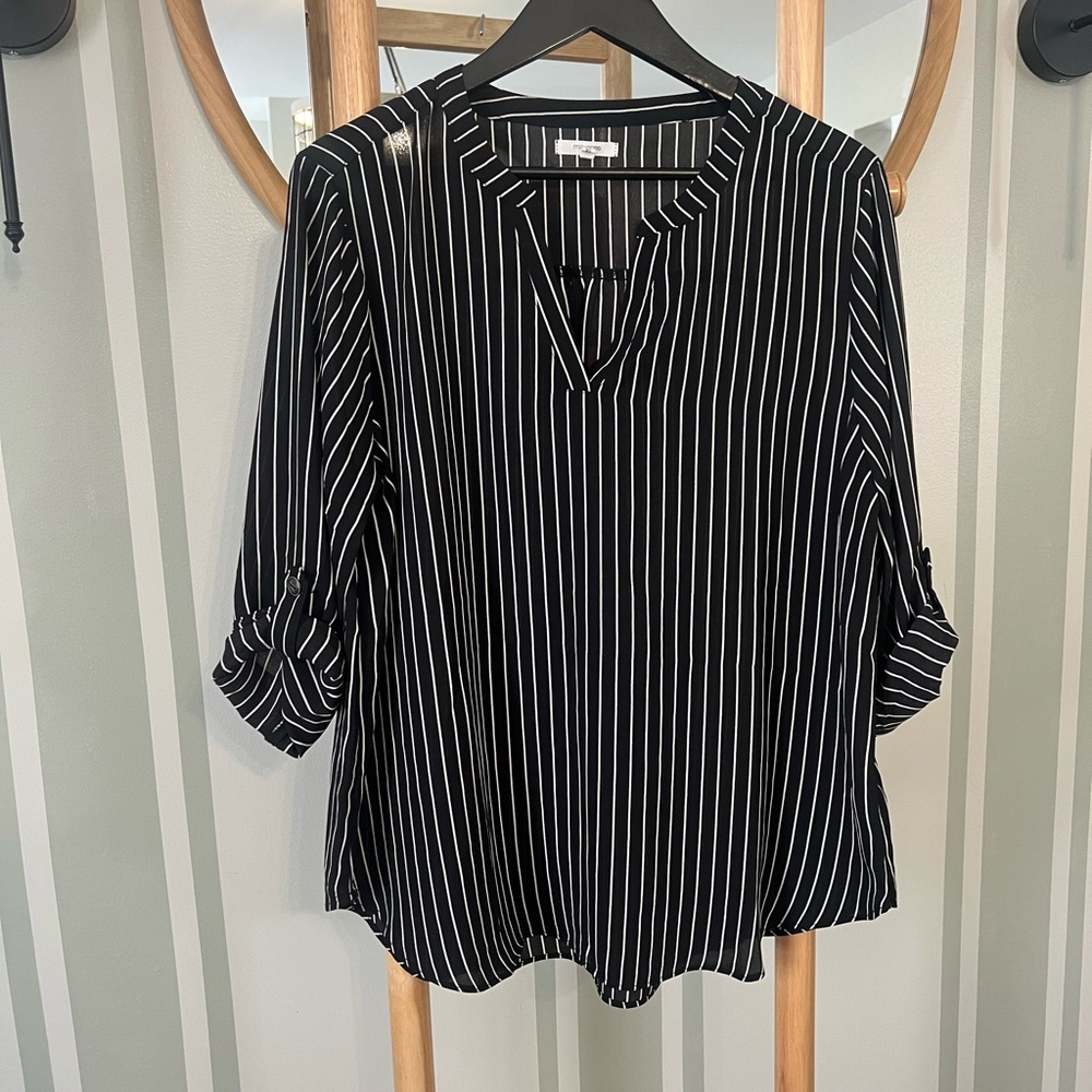 Maurices Black and White Striped Blouse XL - Picture 2 of 5